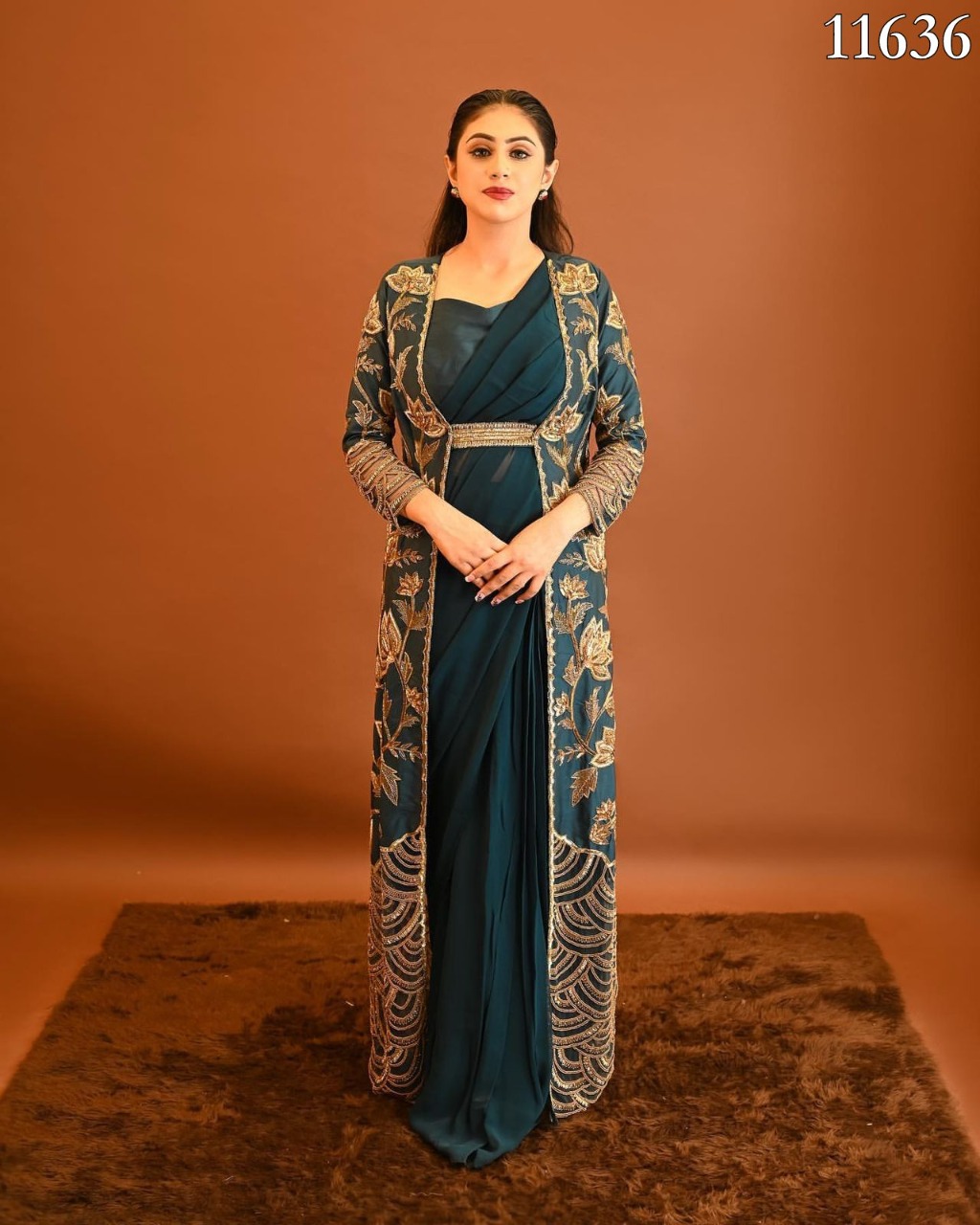 Convert saree into dress// Plain saree తో umbrella designer dress  cutting&stitching - YouTube