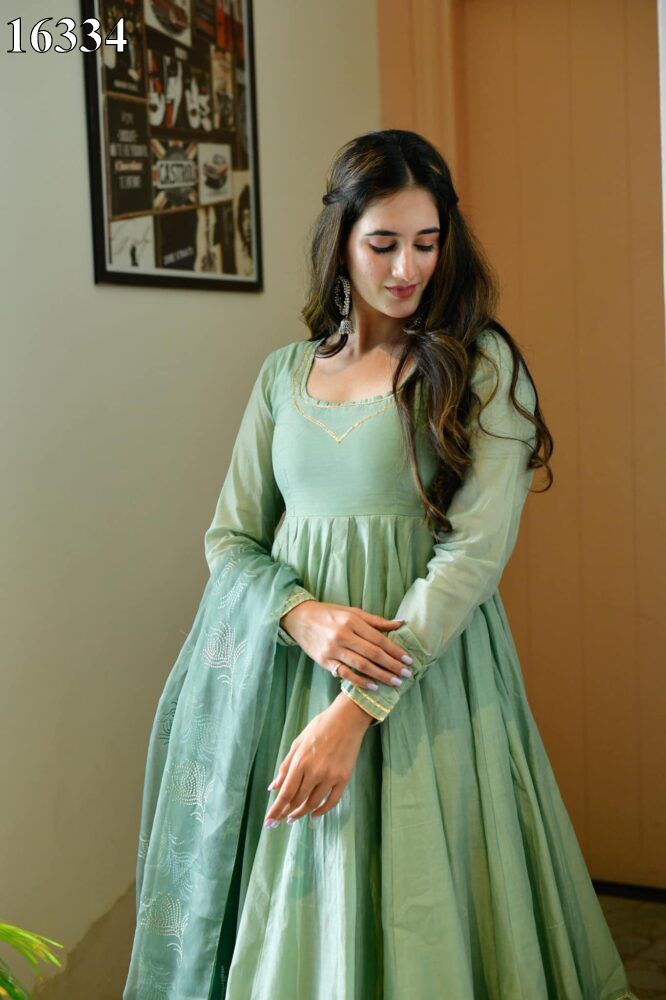 New Bollywood style Fancy Frill Stitch gown-demhanvico.com.vn